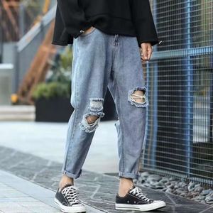 Street American Distressed Jeans for Men's Korean Version Trendy Loose Fitting Straight Leg Small Leg Versatile 9-point Beggar Pants