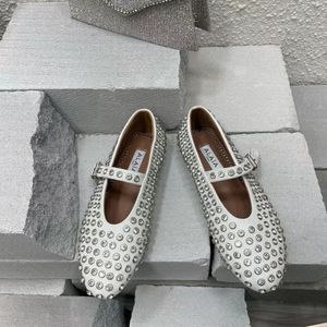 Çivili Crystal Mary Jane Bale Ayakkabıları Sıradan Gerçek Deri Konforlu Daireler Rhinestone Ayakkabıları Dans Danslı Diamonds Loafers Lüks Tasarım Kadın Düz