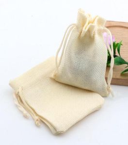 50pcs beżowy tkanina lniana torby sznurkowe cukierki biżuterii Podarunki Wąsaki Burlap Prezent Jute Torby 7991210x14cm 13x18cm 15x20c1494783