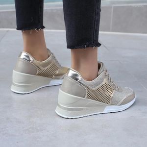 Freizeitschuhe 2024 Frauen Höhe zunehmen 6,5 cm Gehen bequeme Plattform Sneakers Gold Silber Damen Fußwear Marke Marke