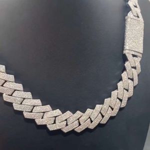 High Quality Customized 22 Mm Cuban Link Moissanite Diamond Chain 925 Sterling Silver White Gold Diamond Chain