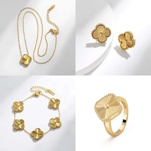 Gold Design Clover Pendant Necklace Bracelet Titanium Steel Jewelry for Women Gift
