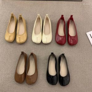 Casual Shoes Flat Sole Small Red Single Shoe Women's 2024 Spring Black Soft Retro Commuting Bean Boat