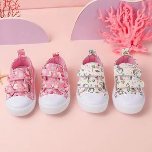 Mode barn baby skor flickor rosa söt tecknad duk barn sneakers andas softsoled nonslip casual 240416