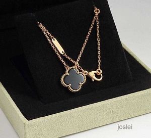 18k Gold Plated Necklaces Luxury Designer Necklace Flowers Four-leaf Clover Cleef Fashional Pendant Necklace Wedding Party Jewelry High Quality Jewelry No Box