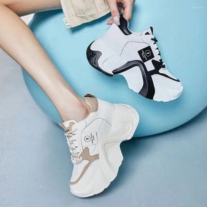 Lässige Schuhe Krasovki 8cm vulkanisieren echte Lederplattform Wedge Chunky Sneakers Spring Sell Women Herbst Mode Block