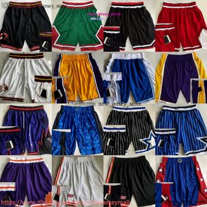 A autêntico shorts de basquete retrô clássico com bolsos vintage Bolsa Baskeball Bolso de ginástica respirável curta Treinamento de ginástica praia