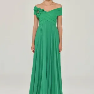 Sukienki imprezowe Cermae satynowy A-line off-the dekolt dekoltu marszczyń Suknia balowa wieczorna elegancka sukienka dla kobiet 2024