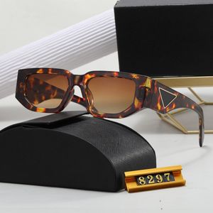 Os principais óculos de sol de luxo masculino lentes polarizadas femininas designers de óculos de óculos de óculos premium femininos de óculos femininos com óculos de sol retro metal com estampa de leopardo de caixa 8297