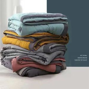 Quilts de ar-algodão lavável de algodão lavável colchas de algodão macio de quadro de edredom fino e macio na cama com conforto têxtil colaborado 240417