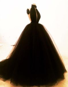 Seksowne czarne suknie balowe sukienki na studniowe sukienki bez rękawów Długie sukienki wieczorne Sukienki z krepami na imprezę 9529238