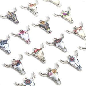 Ciondoli da 10 pezzi Multicolor Bull Head Silver Colore Bohemia Cow Stamel pendenti per gioielli che producono reperti di collana fai -da -te 22x21mm