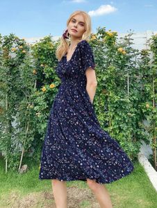 Abiti casual Stazione Europea Europea Streetwear Streetwear Floral Short Short Dress Abito Midi Gonna Midi Ladydress