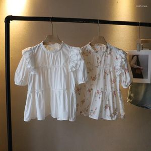 女性用ブラウス2024夏の製品：新鮮で甘い断片化された花フリルの葉折りたたまれた半袖シャツのトップ