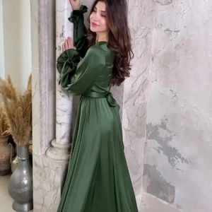 Lässige Kleider 2024 Frauen Luxus Abendparty Langes Kleid für Prominente Damen Elegant Green Maxi weibliche Vintage Tight Taille Kleider