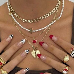 Anhänger Halsketten Trendy Emaille Mini Herz Halskette Set für Frauen Kristall Herz Golden Multilayer Schlüsselbeutel Kette Perlenketten Boho Schmuck Geschenk Y240420