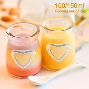 Bottiglie di stoccaggio 100 ml/150 ml barattoli di budino resistenti ad alta temperatura durevole a forma di cuore con tazza di yogurt a bassa bottiglia