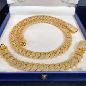 AAA GEMS 4 rad VVS Moissanite Mens Chain Silver 925 Platerat 18K Yellow Gold Hip Hop Moissanite Cuban Link Chain