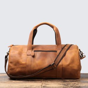 Cowhide Leather Duffle Weekender Påsar Fortsätt Messenger Bag Mens Vintage Duffel Travel Gym Sport Tote Leathfocus 240419