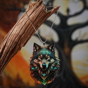 Decorative Figurines 1pc 2D Wolf Stained Window Hanging For Mom Aunt Sister Friend Room Outdoor Living Home Decor Garden Key Pendant