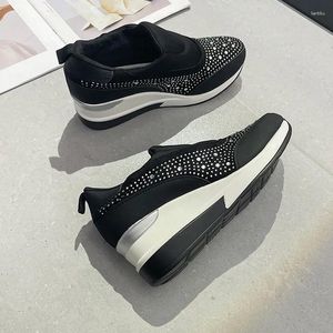 Casual Schuhe Mesh High Heel-Sneaker 2024 Slip-on Female Female Erwachsener Solid Bling Herbst Frauen vulkanisieren Zapatos de Mujer