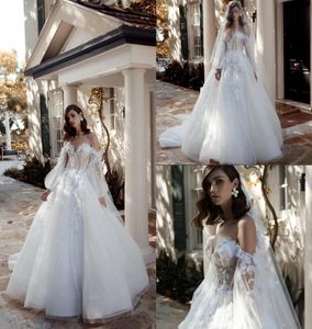 2020 Lace Bohemian Wedding Vestres fora do ombro 3D Floral Aplique uma linha de manga longa vestidos de noiva Sweep boho wedding d8148476