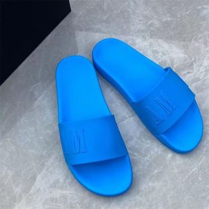 Sandálias de designers sandálias masculas slides de alta qualidade praia Sandálias de luxo de luxo para casa ao ar livre chinelos de ladra de ladinheira linear sapatos de moda preta 35-46