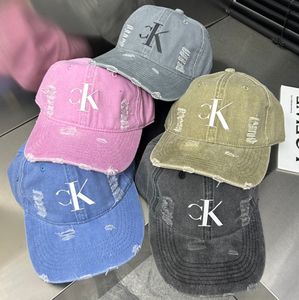 Moda Trend Mektubu Beyzbol Kapağı Erkek ve Kadın Seyahati Bükülmüş Brim Ördek Dil Kapağı Açık Boş Zamanlı Boş Zamanlı Güneş Şapkası Hip Hop Top Cap 5 Renk Ayarlanabilir Aralarından Seçim