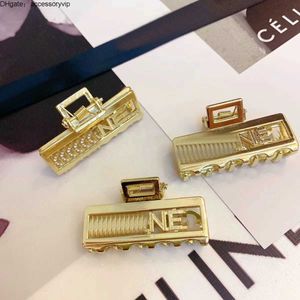 Hair Clips Barrettes Fashion Letter For Women Hairpins Hairgrips Clamps Claw Brand Barrette Designer Jewelry Accessories LAYL