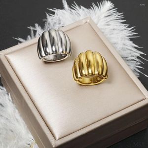 Wedding Rings Punk Bread Metal Ring For Men And Women Niche Cold Simple Style Golden Silver Color Stainless Steel Couple Classic Jewelry