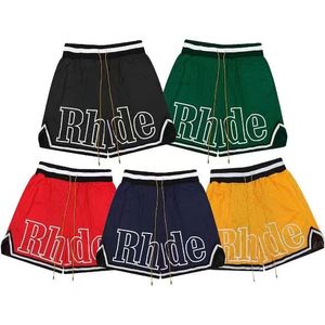 Rhude Mens Designer Shorts Plaj Mesh Street Swearpants Basketbol Erkekleri Sınırlı Yüzme Diz Uzunluğu Elastik Bel Hip-Hop Yüksek Spor Eğitim Şortları S-XL