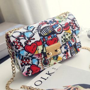 Hinkar nya mode kvinnor väskor sommar graffiti damer designer handväskor kedja mini väska hjärtmönster kvinnliga messenger väskor kvinnlig koppling