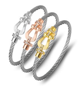 Fashion Bracelet titanium steel rope magnetic buckle horseshoe half brick Bracelet U-shaped head micro inlaid Bracelet3671365