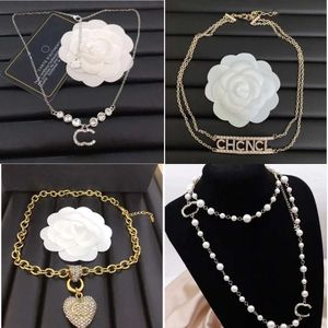 Pearl Designer Pendant Women Gold Plated Letter Chain Crysatl Rhinestone Choker Brand Necklaces for Lady Wedding Party Jewelry