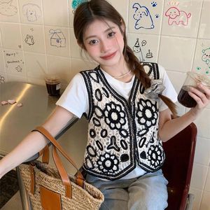 Women's Jackets Vintage Ethnic Style Crochet Knitted Waistcoat Women 2024 Sleeveless Loose Outwear Coat Button Floral Vest Summer Drop