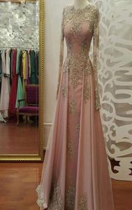 Blush Rose Gold Long Rleeve Sukienki dla kobiet noszą koronkowe aplikacje Kryształ Abiye Dubai Caftan Muzułmański przyjęcie weselne Suknie1728974