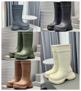 2024 Designer Kids Crocse Echo Cog Summer Summer Tall Rain Boots até o joelho do joelho de 6 cm de plataforma de borracha sola unissex moda casual calçados calçados de fábrica