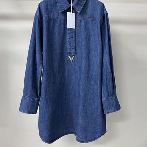 Casual Dresses Classic Women's Cotton Denim Fashion Buttons Design Lapel Loose Mini Dress Holiday Style Långärmning Y2K Clothing Runway