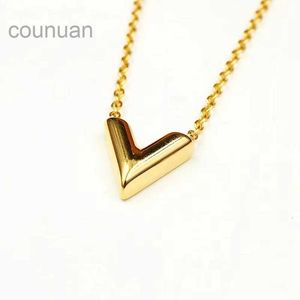 Love Heart Desinger Womens Chain rostfritt stål Guld Sier Halsband Pendant Classic Halsband smycken G237153C