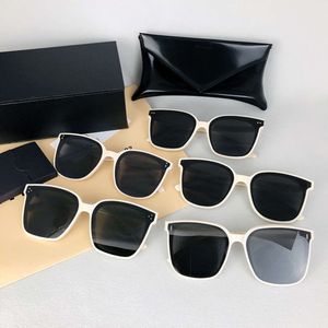 Moda Sunglasses Designer Gentle Monster Top para mulheres de grandes Óculos de ensino de grandes dimensões Proteção UV400 na beira -mar com caixa original