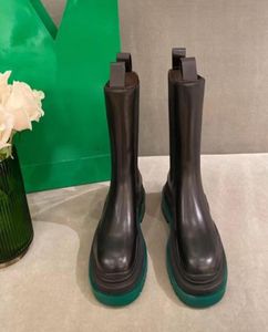 الأسود الأخضر المطاط منصة نصف أحذية أحذية الجلود أحذية إطارات قصيرة الحذاء منخفض الكعب Martin Booties مصمم فاخر الثقيلة Bra6379134