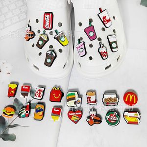 Accantina anime Memorie d'infanzia all'ingrosso Bevi cibo bevande regalo Funny Gift Charms Accessori per scarpe Accessori PVC Decorazione PUCCHLE FACKLE GUSSA MORM CLOG CHINDMS