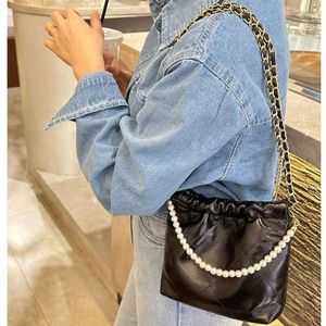 designer crossbody bag chenel Head layer oil wax cowhide wind diamond grid chain bag mini garbage bag leather womens bag shoulder crossbody bag