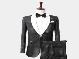 Gentleman Fashion Black White White Polka Dot Tuxedo Abito con camicia da uomo a baimone a scialle di pantaloni per smoking per tuxedos su misura Sl7350678