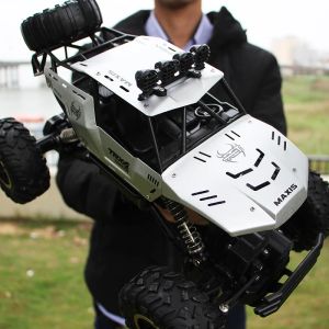 Bil 1: 12/1: 16 4WD RC -bil med LED -lampor 2.4G Radio Highspeed Racer Dual Motor Drive Offroad Control Truck Children's Toy Gift