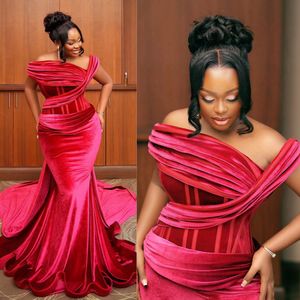 2024 Plus Size Prom Dresses for Black Women Velvet Evening Dresses Elegant Pleated Off Shoulder Birthday Party Dress For Special Occasions Engagement Gowns AM746