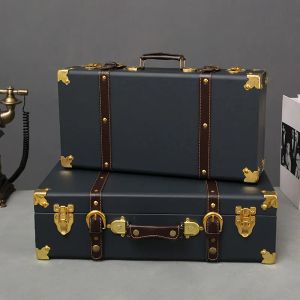 Suitcases Luxury Vintage Trunk Travel Hand Big Suitcases Leather Luggage Carryon Under Bed Clothing Organizer Storage Box Antique Bin