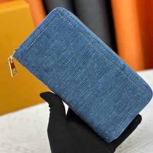 Bolsa de grife azul de jeans de jeans feminina portadores de cartões de carteira feminina designer titular de cartões de carteira carteira carteira de designer de passaporte para mulheres carteira de luxo boa bolsa de embreagem