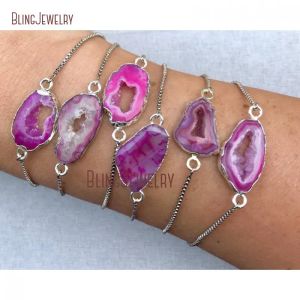 Strängar Bright Pink Stone Agates Geode Druzy Charm Armband Justerbar boxkedja Boho smycken för kvinnor