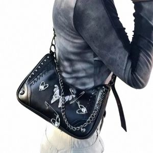 Gotik Punk Kadın Kelebek Omuz Çantaları Retro Perçin Y2K Kızlar Under Koltuklu Çanta Serin Zinciri Kadın Crossbody Çanta Koltuk Kırış Çantası F1QL#